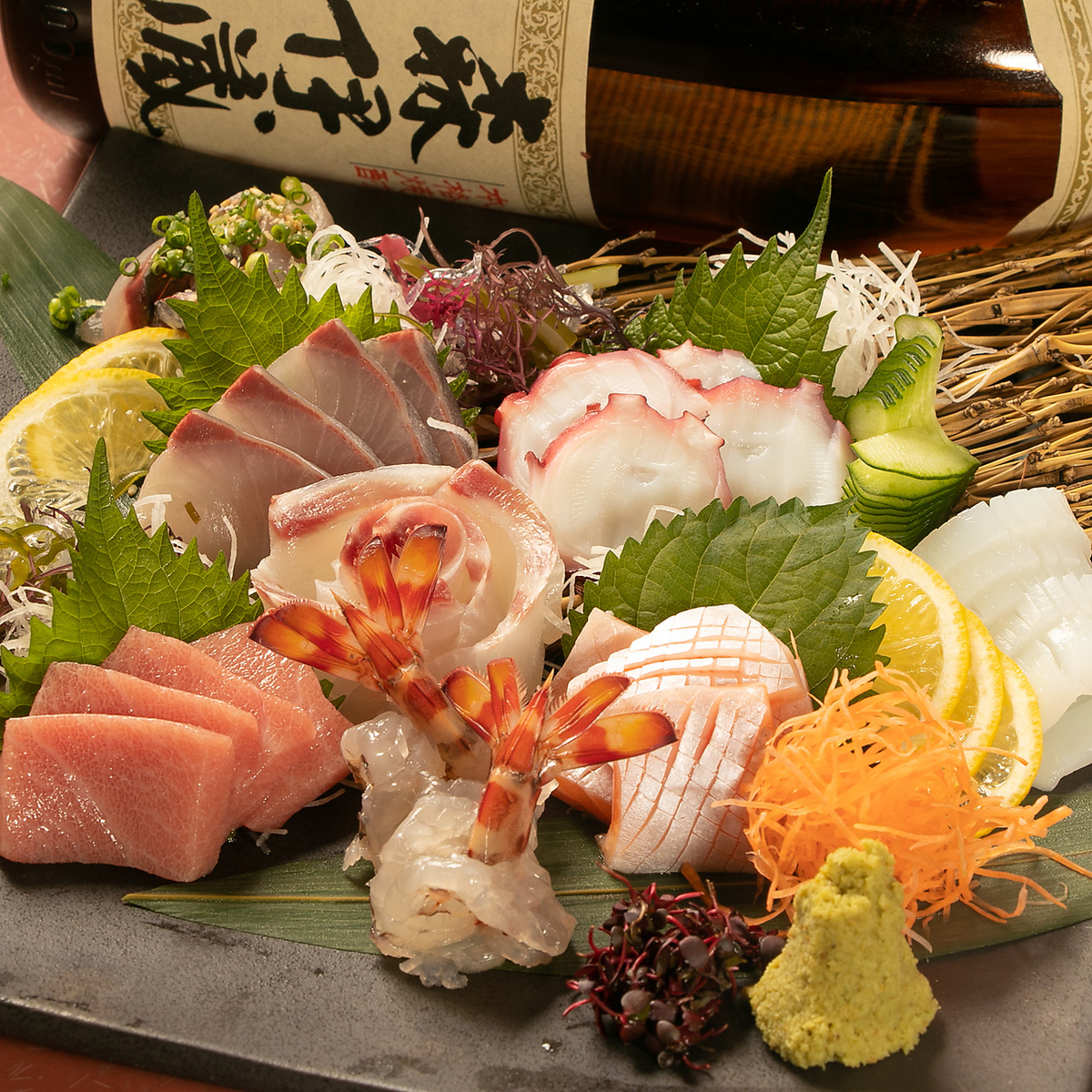 鮮度が自慢の魚介類をお造りに◎お得な盛り合わせがおすすめ！