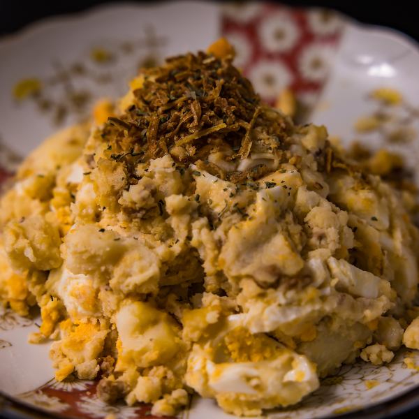 【やみつきになる新食感!今まで味わったことのないポテサラ】テントのポテサラ