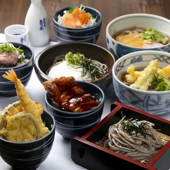 Cheers with tempura and beer from lunchtime ♪ Perfect for a quick lunch drink ◎