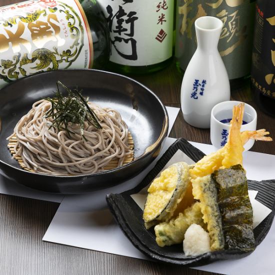 How about some soba noodles during your lunch break? We also have an all-you-can-drink course!