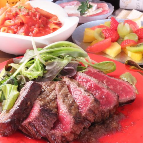 お洒落に料理とお酒を堪能