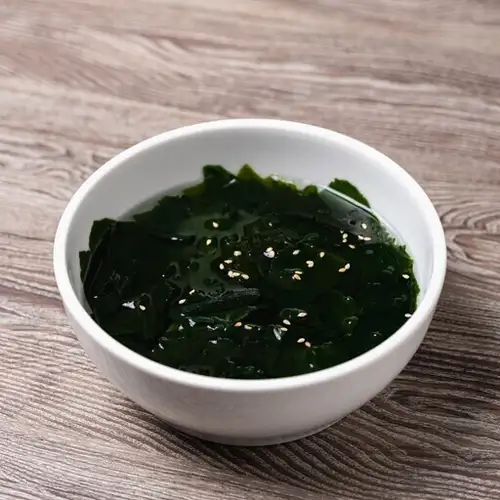 わかめスープ