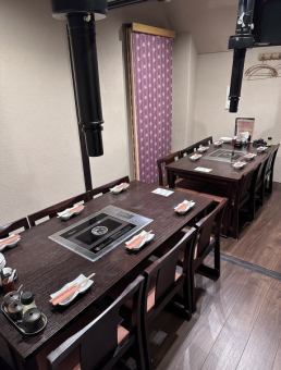 A maximum of 14 people can be accommodated in one room. The private rooms are popular, so book early!