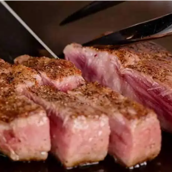 最适合特别的场合!周年纪念套餐,附赠A5黑毛和牛铁板烧!13,200日元(含税)