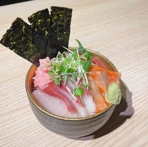 海鮮丼