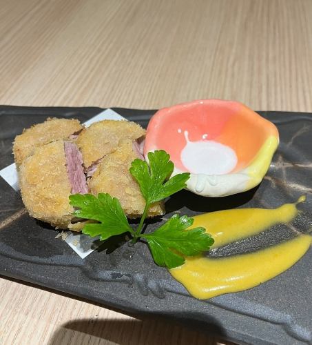 やわらか豚ヒレカツのハニーマスタードソース