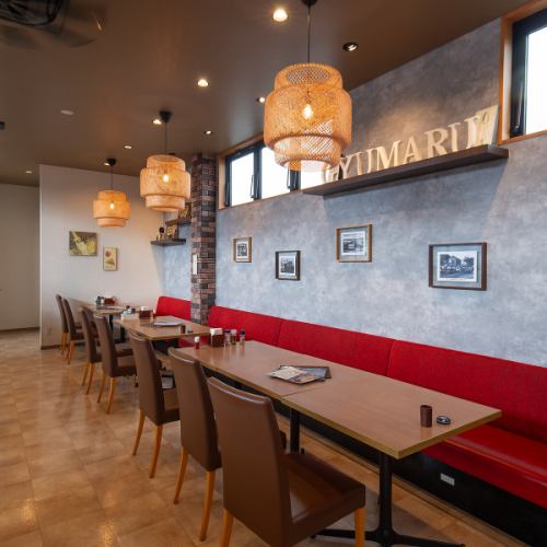 女子会やご家族、ご友人との集まり、デートや記念日など、様々なシーンでご利用いただけます。おすすめはランチセットで、人気のぎゅう丸ハンバーグをお得に楽しめます。オーダーされてから焼かれるハンバーグはジューシーで絶品。美味しい料理を囲んで、会話も自然と弾みます♪ぜひ特別なひとときをお過ごしください！