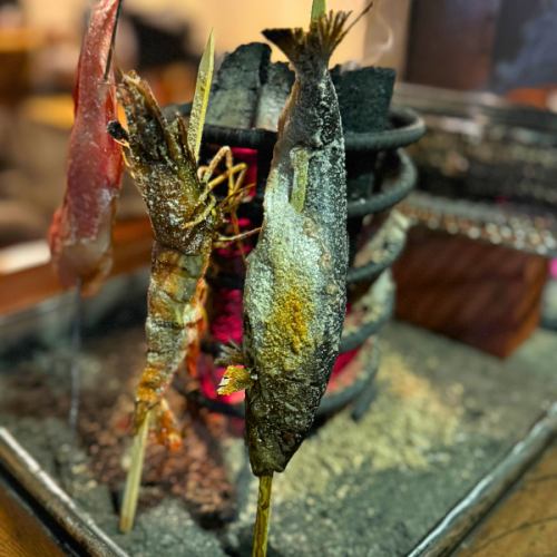 Specialty: Robatayaki and Genshiyaki! Each cooking method brings out the best flavor of the ingredients.