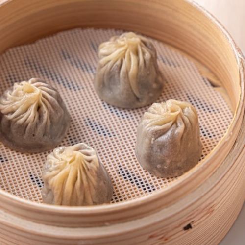 4 xiaolongbao with red bean paste