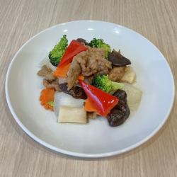 Stir-fried beef with oyster sauce