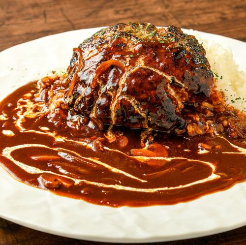 肉汁爆発ハンバーグのハヤシライス