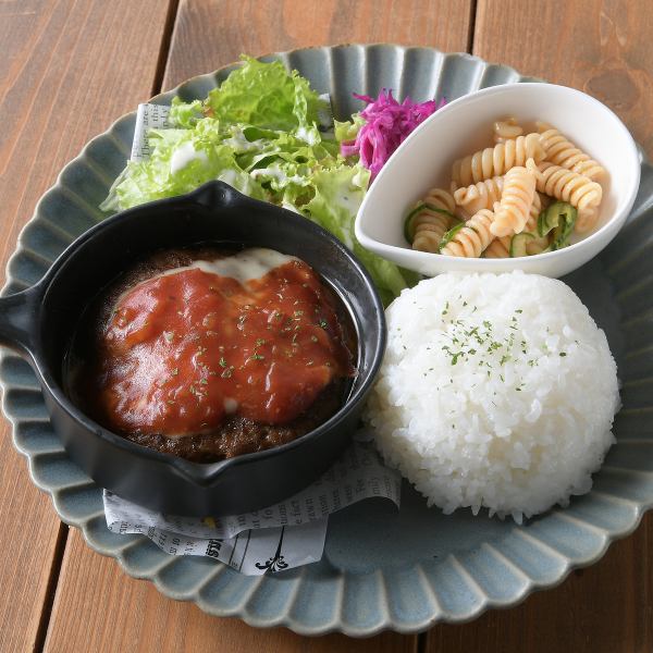 贅沢”飛騨牛”ハンバーグプレート