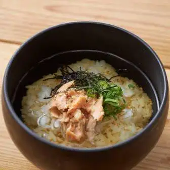 お茶漬け (鮭 / 明太子 / 梅) 各
