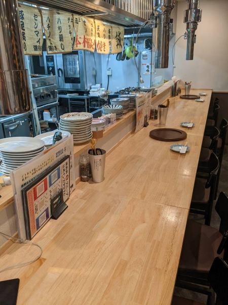 Feel free to use it for one person! Lunch starts from 780 yen, and dinner assorted Wagyu beef starts from 2620 yen.Feel free to take a look at the secretary.