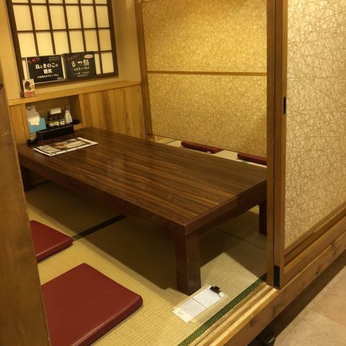 We have tatami mat seats according to the number of people! Please feel free to contact us regarding the purpose of use and the number of people.
