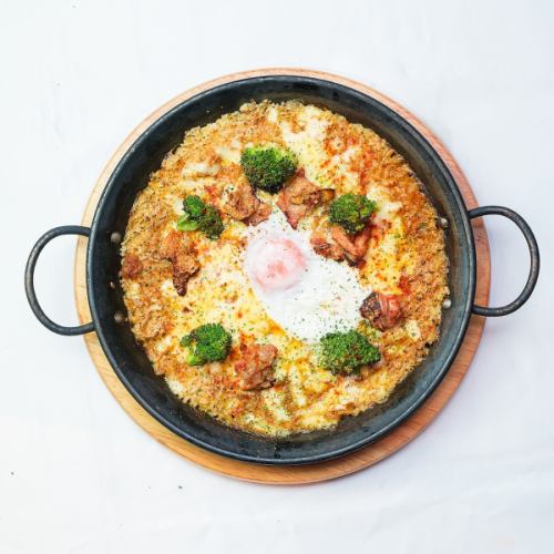 《Cheese curry》 Chicken and broccoli cheese curry paella (for 2 people)