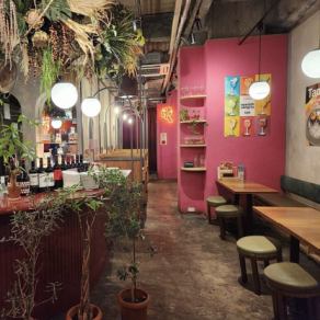 The store has stylish bar seating♪ Recommended for after-parties, girls' nights out, and various parties★