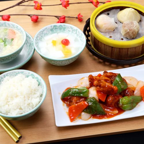 [Lunchtime only] Weekly set meal