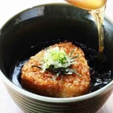焼きおにぎり茶漬け