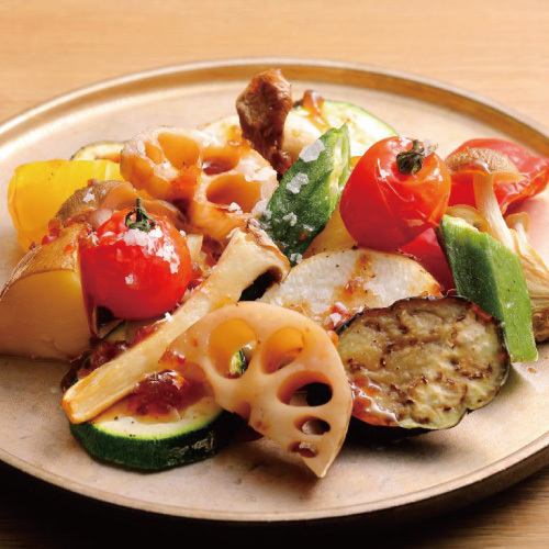 뜨거운 야채 샐러드