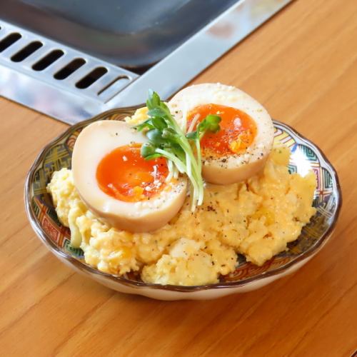 味玉ポテサラ
