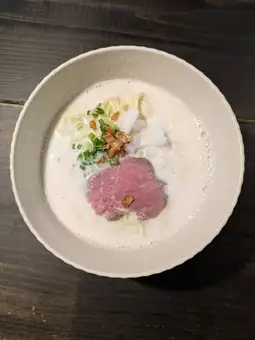 牛骨白湯らぁ麺・醤油