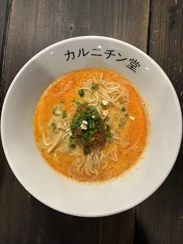 牛骨担々麺