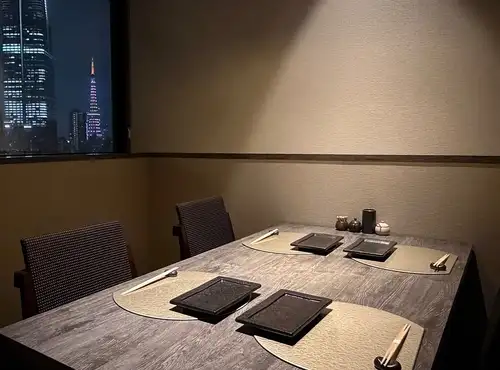 六本木の夜景を贈る接待