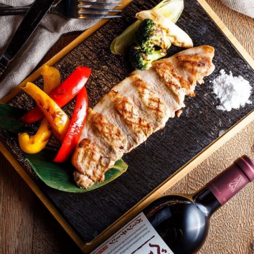 Grilled horse mackerel pork and vegetables from Miyazaki Prefecture with natural salt from Miyakojima