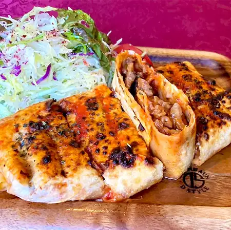 ビーフチーズブリトー/ Beef Cheese Burrito