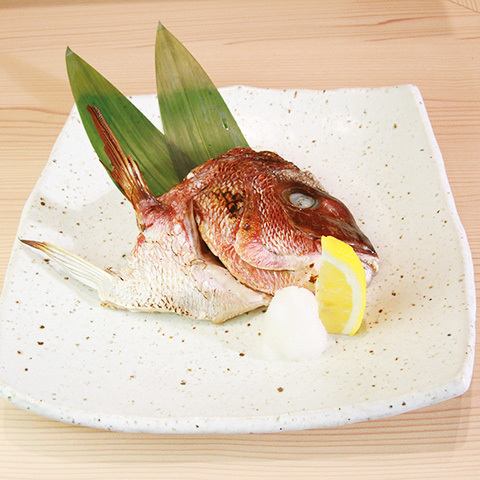 鯛のかぶと焼き