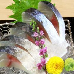 特選しめサバの刺身