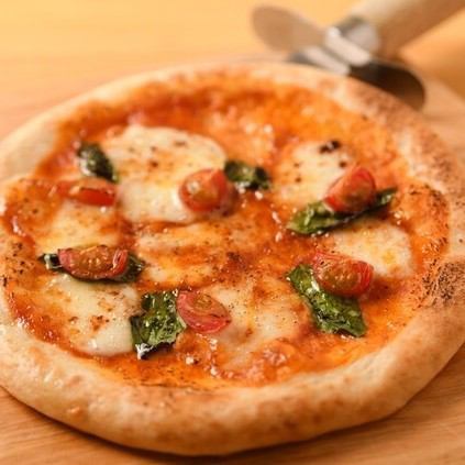 炭火料理とピザをお楽しめる定番コース！