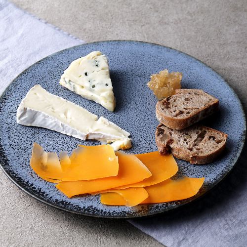 チーズ4種盛り合わせ