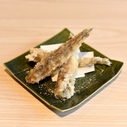生メヒカリのから揚げ