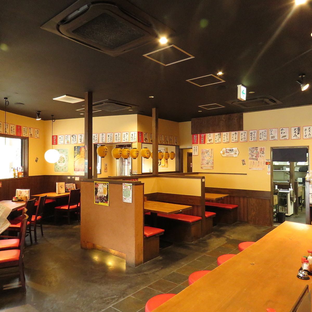 掘りごたつ式のお席など各種宴会にピッタリなお席をご用意!