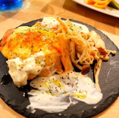 Oven-roasted young chicken with mozzarella (cream)