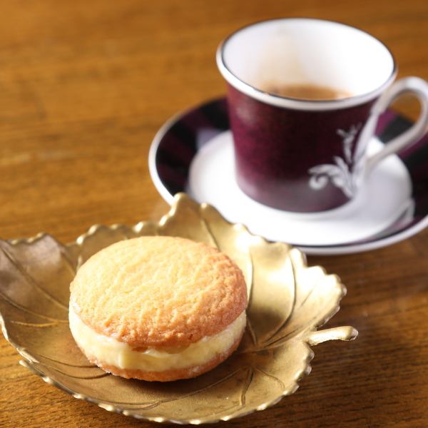【バターとチーズのコラボレーション☆】《バターチーズサンド》～濃厚スイーツを味わって～600円(税込)