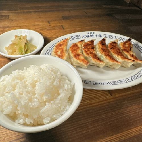 【拉麺用Bセット】小ライス/餃子6個/漬物