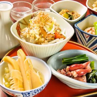 おばんざいの盛り合わせ