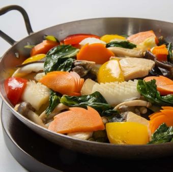 豚肉と冬の味覚のXO醤八方湯餡かけ