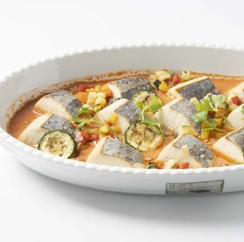 鰆の菜園風トマトクリーム