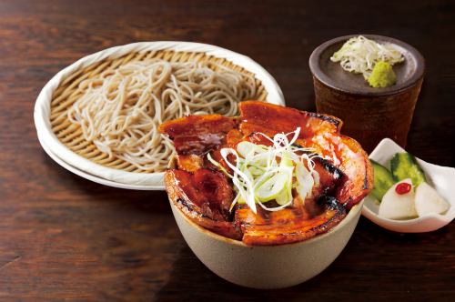 豚丼とそばのセット