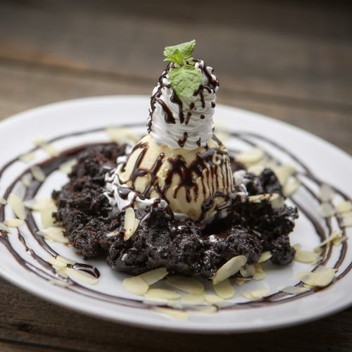 Triple Chocolate Brownie [Big Size]