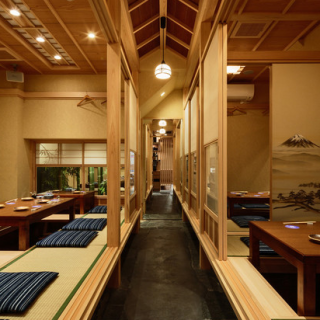 A tatami room that can accommodate up to 20 people.Please feel free to contact us for group use such as company banquets.