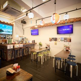 6名テーブル×2で団体のお客様にもご対応可能です！