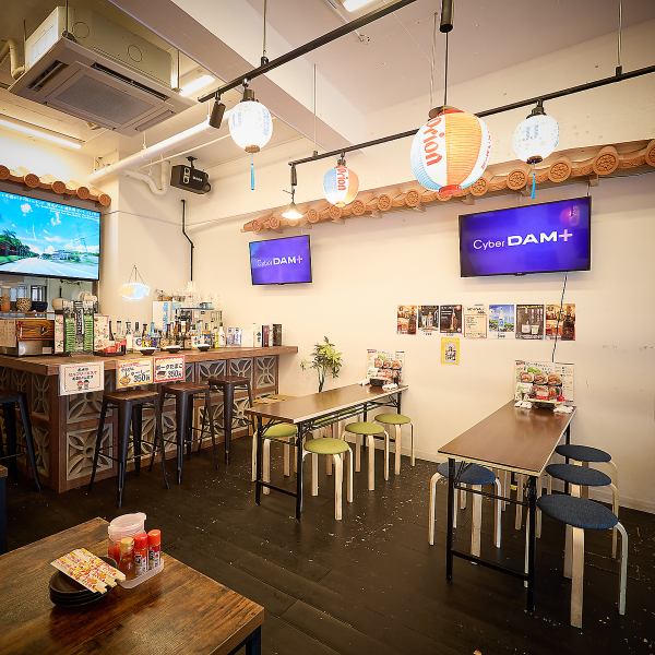 【団体・貸切おすすめ◎】最大40席の店内に、大型テレビ・カラオケ・音響設備整っています◎社員旅行や会社宴会の利用に最適！当店は国際通りに面しているので利便性も抜群！！飲み放題付きのお得なコースもご用意しておりますので是非ご利用ください◎