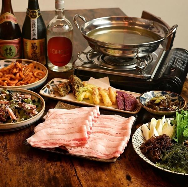 【阿古猪肉涮涮锅】我们还提供一份美味的套餐,里面包含了您在冲绳想吃的所有美食!