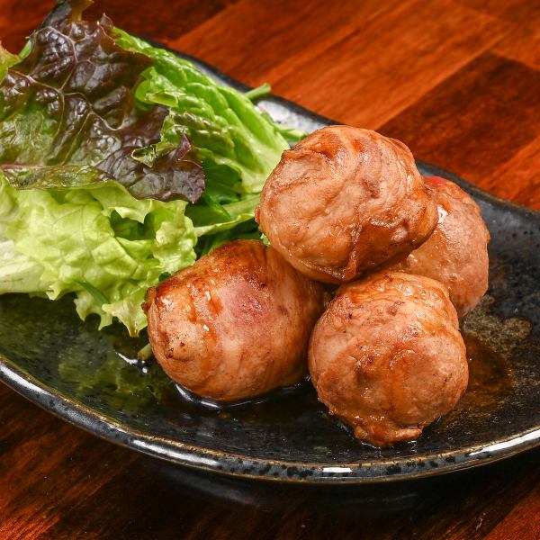 ★女性に人気★トマト肉巻き