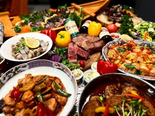 大人気！ビアホールがスタート♪生ビール8種飲み比べや50種類以上が食べ放題！